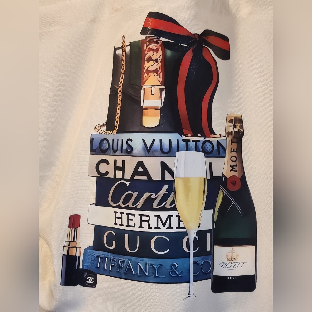 NWOT, TOTE BAG - Picture 3 of 7